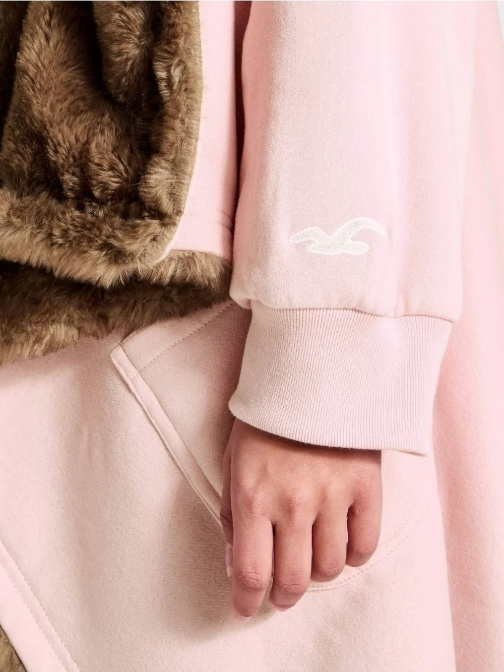 Hollister Co. Cozy Oversized Hooded Blanket Coat Faux Fur Lined - Rose Pink Nwot